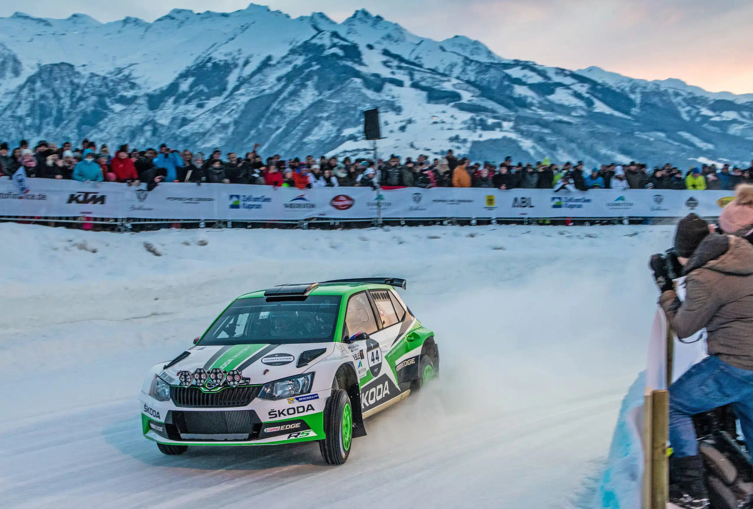 Lire la suite à propos de l’article Skoda lance l&rsquo;Ice Race of Champions…