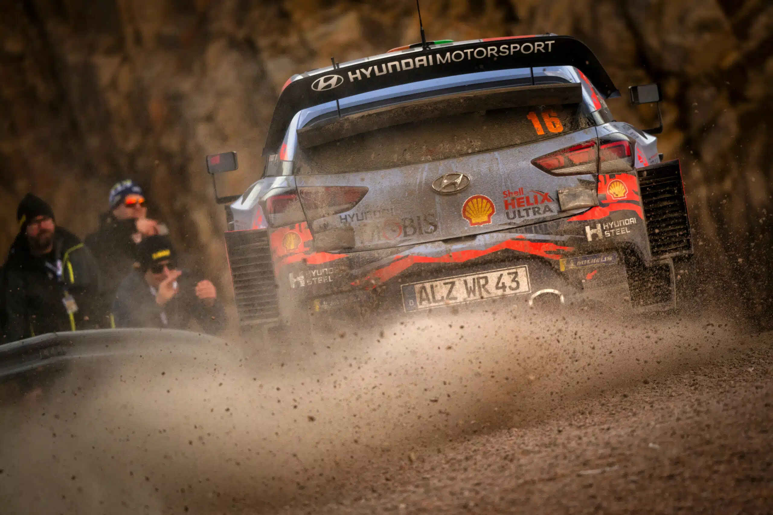 Lire la suite à propos de l’article Rallye de Suède : ES 6 en cours…