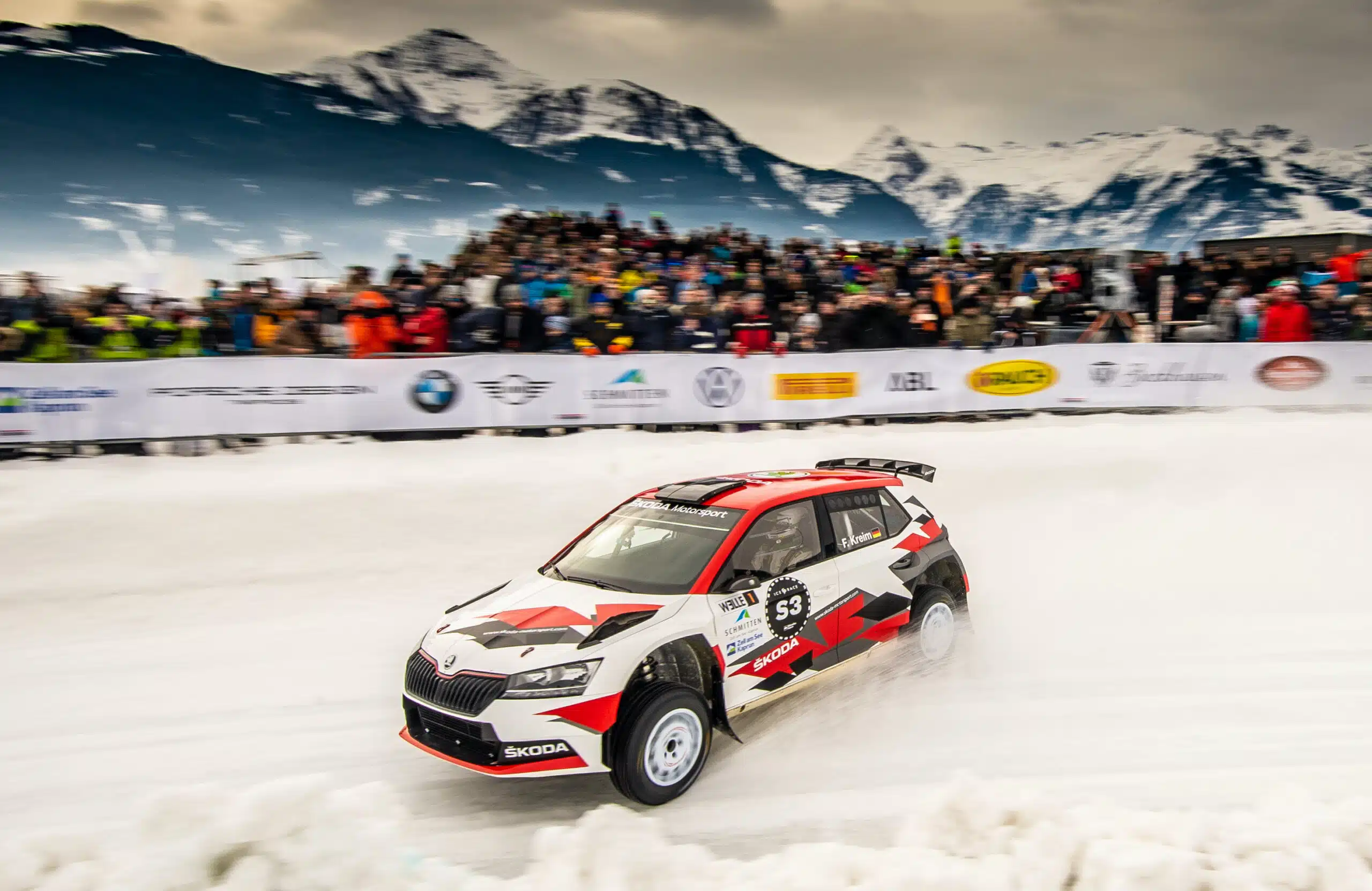 You are currently viewing Fabian Kreim remporte la «Ice Race of Champions» de ŠKODA devant Julian Wagner