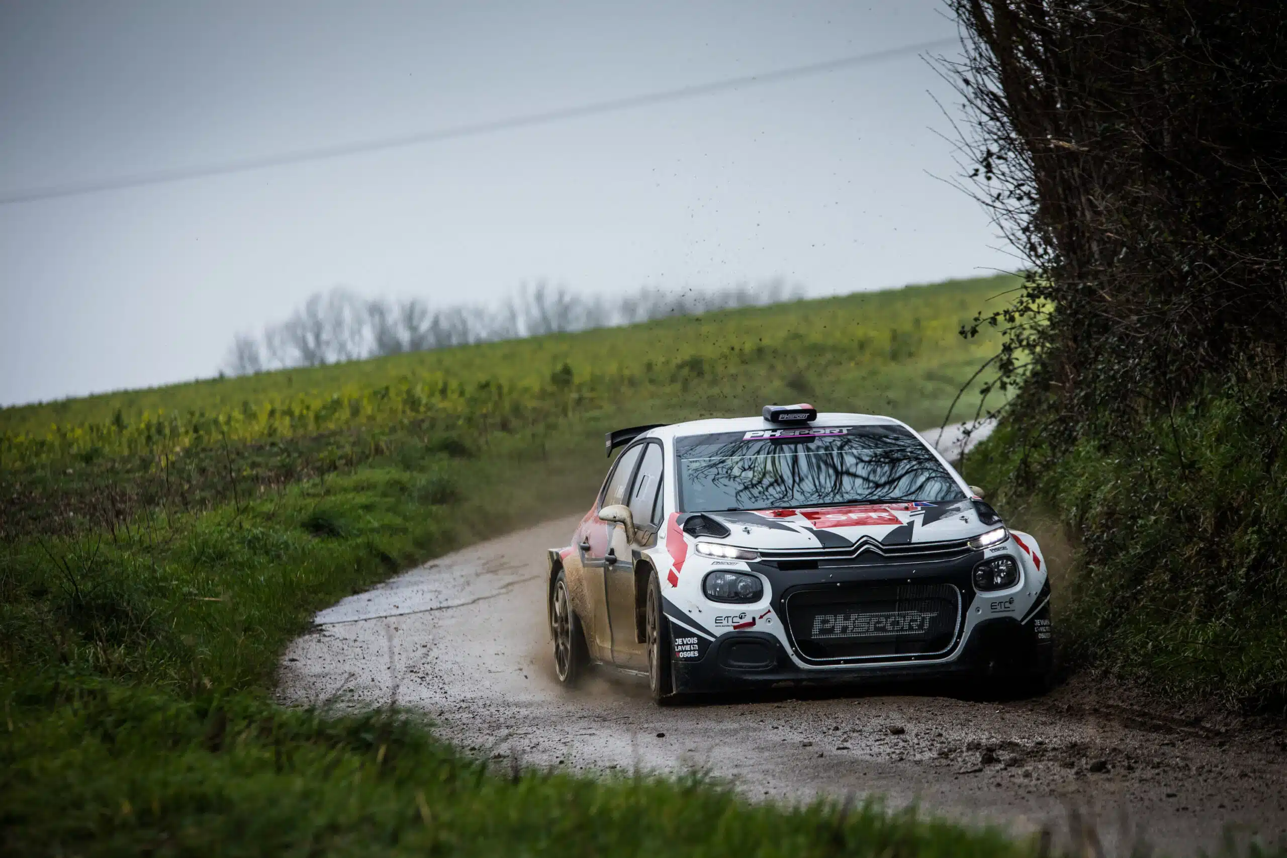 You are currently viewing Rallye du Touquet : ES 3 : Lefebvre perd tout…