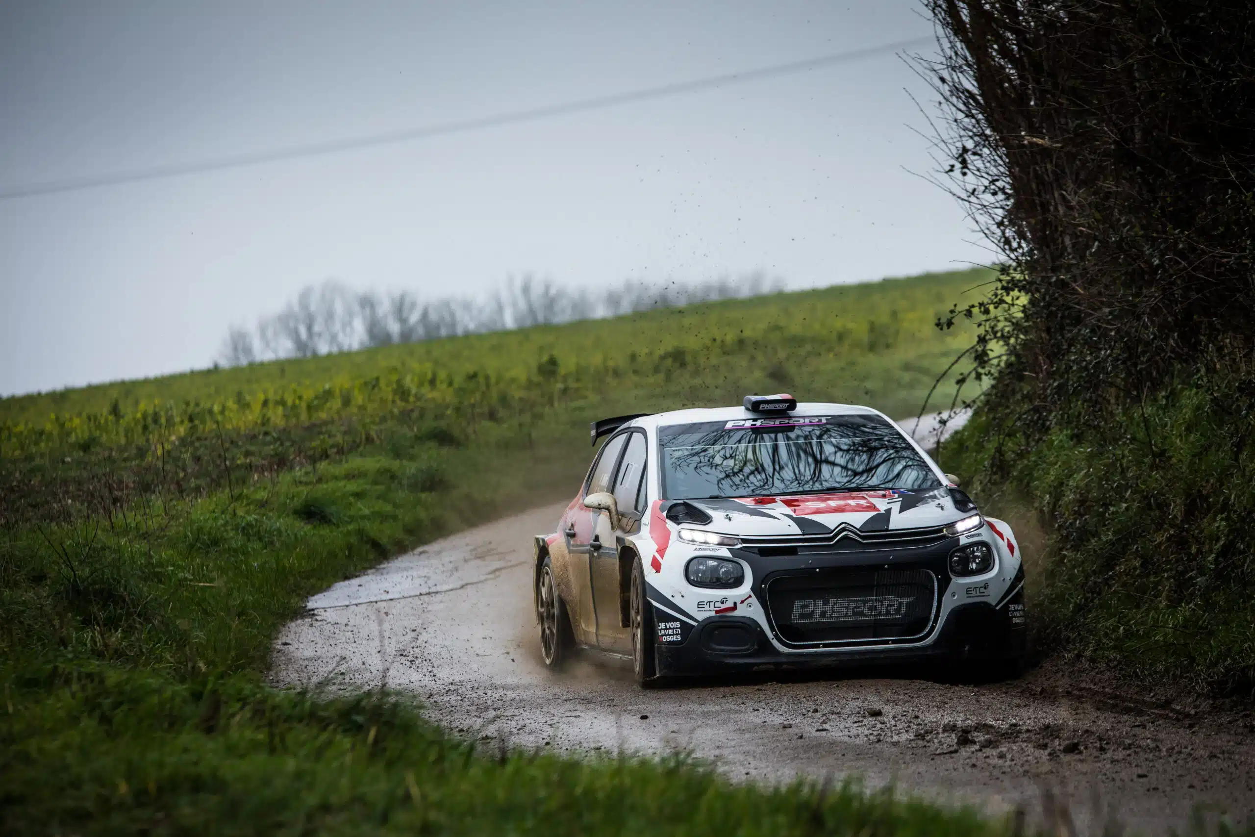 You are currently viewing Rallye Du Touquet : ES10 : Le direct