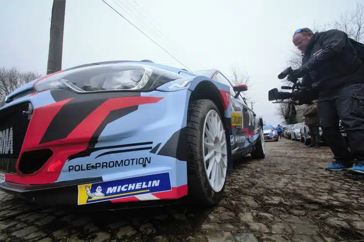 Lire la suite à propos de l’article Encore plus de rallye à la télévision en Belgique…