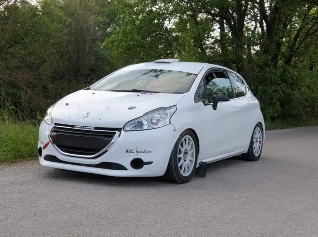 Lire la suite à propos de l’article Greg Poitevin : « La différence entre la 208 et toutes les autres voitures dans lesquelles je suis monté c’est la vitesse… »