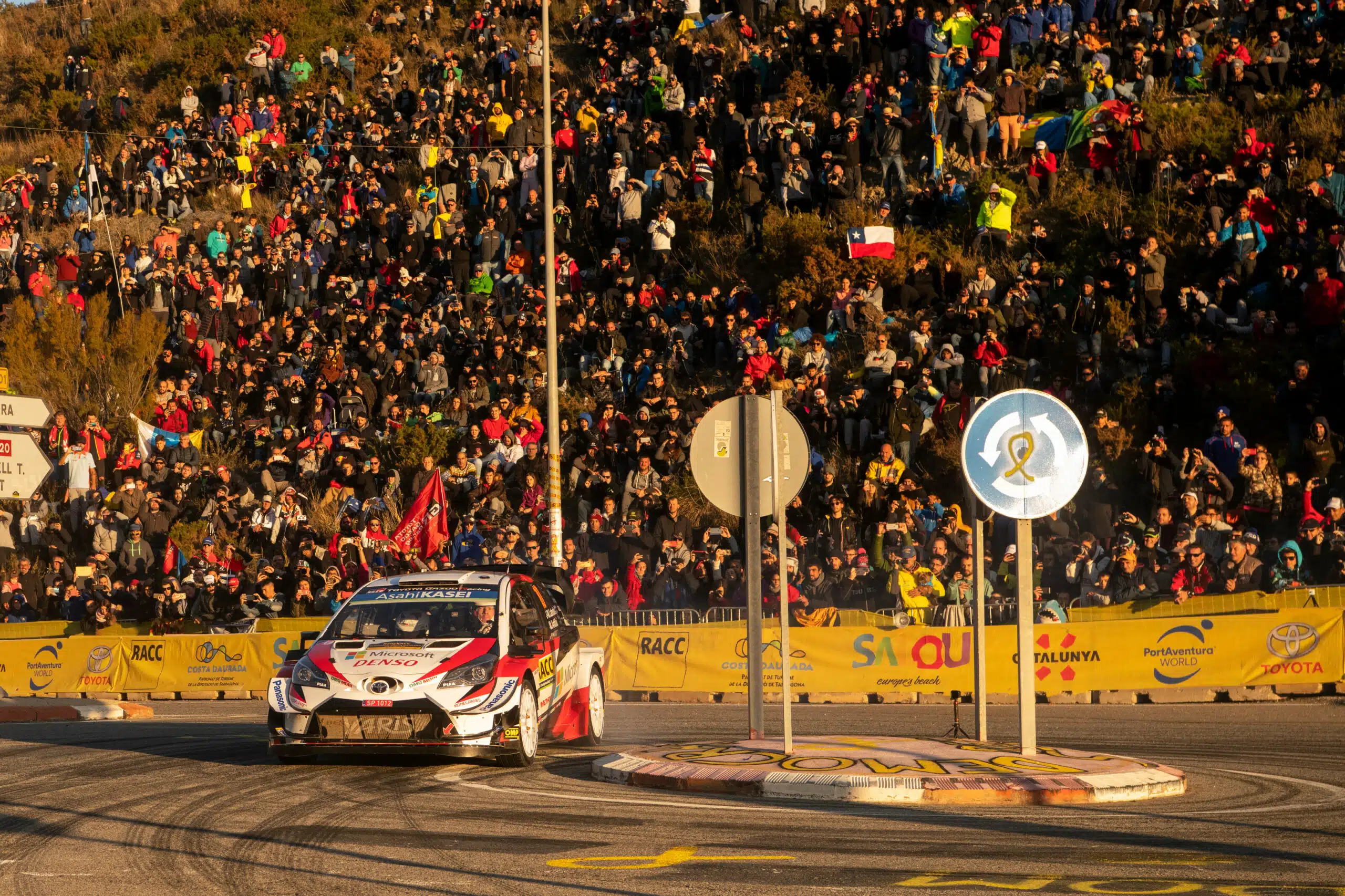 Lire la suite à propos de l’article Latvala et Meeke en Toyota Yaris WRC !