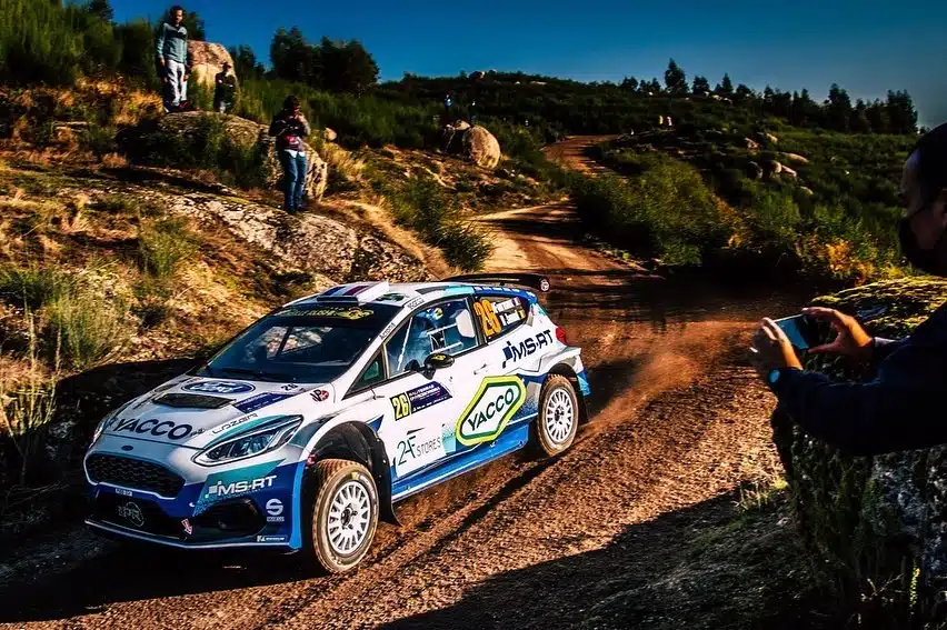 You are currently viewing Rali Terras D’Aboboreira : Adrien Fourmaux rentre en leader ce soir…