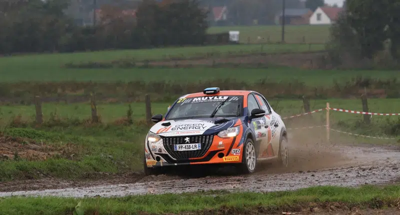 You are currently viewing Première victoire pour Charles Munster avec la Peugeot 208 Rally4
