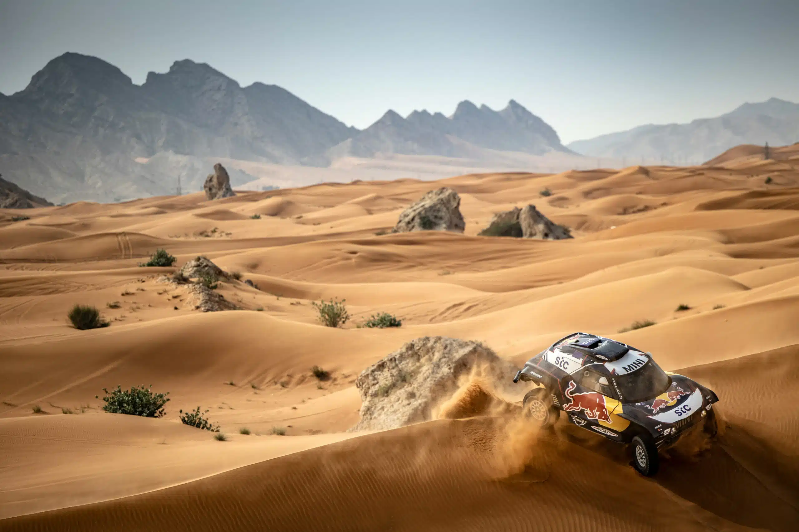 You are currently viewing Dakar 2021 : Etape 1 : Carlos Sainz prend le pouvoir !
