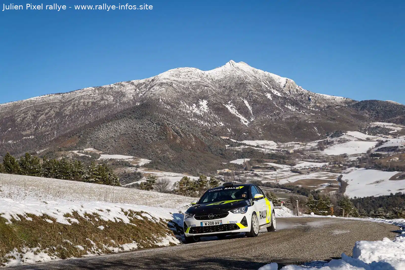 You are currently viewing Stéphane Lefebvre en Opel Corsa Rally 4 au Touquet !