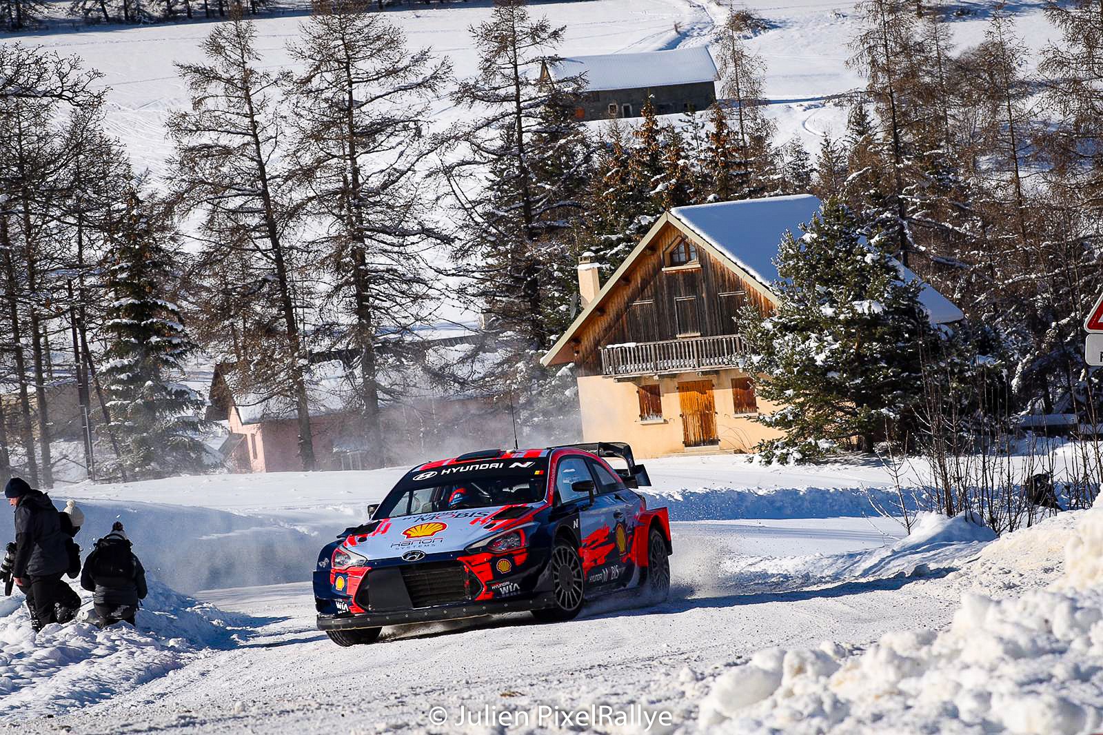 You are currently viewing Thierry Neuville : « Ce sera ma première épreuve avec Martijn comme copilote et nous travaillons dur… »