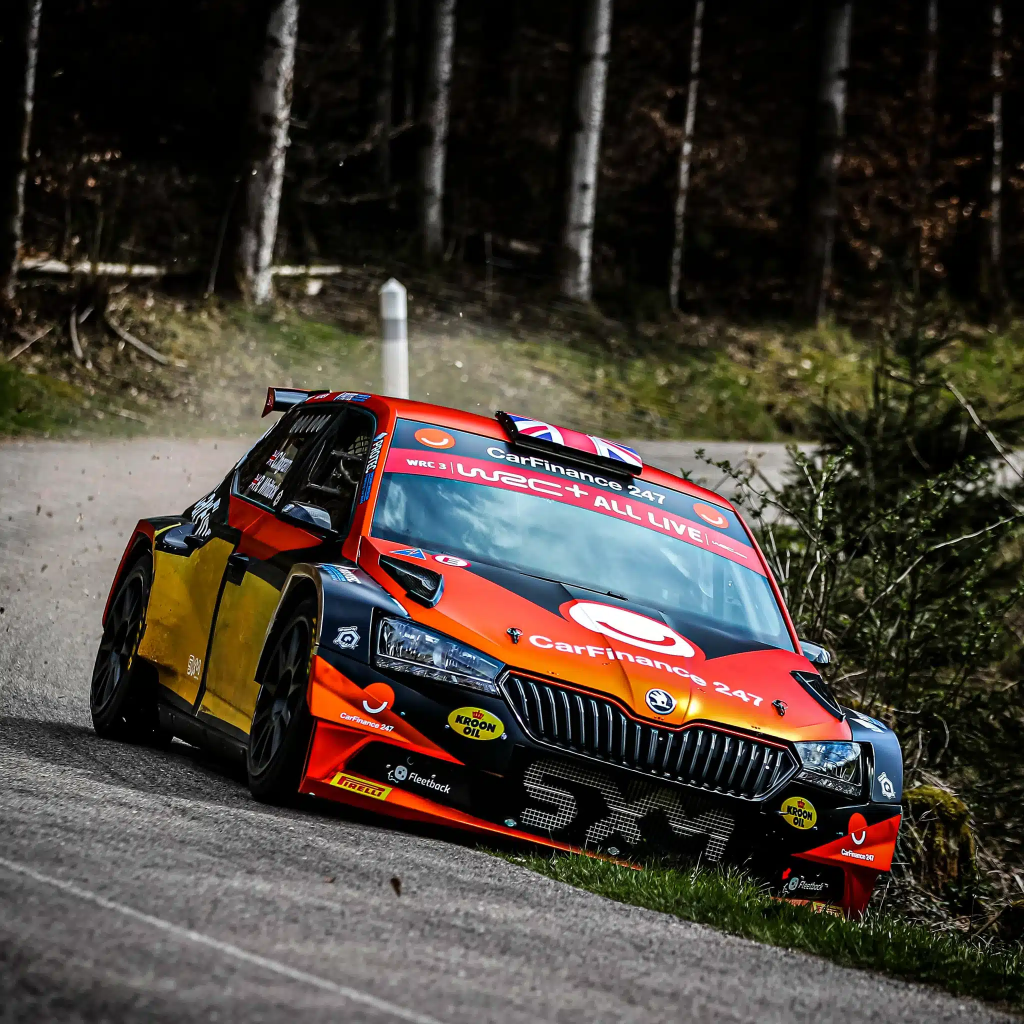 You are currently viewing Chris Ingram était en test avec la Skoda Rally 2…