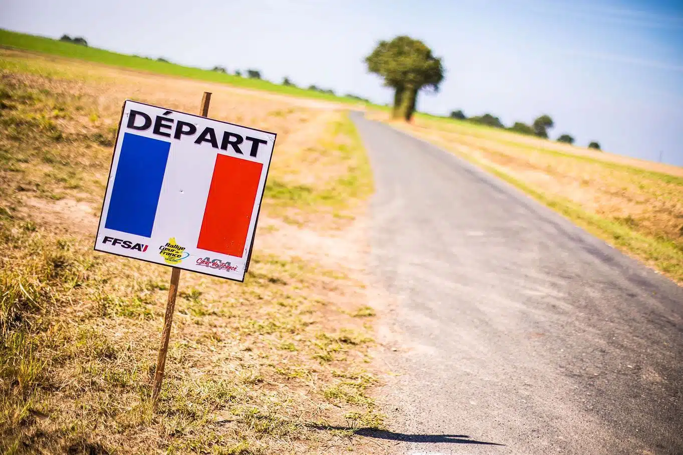 Lire la suite à propos de l’article Rallye Cœur de France : Parcours & Engagés !