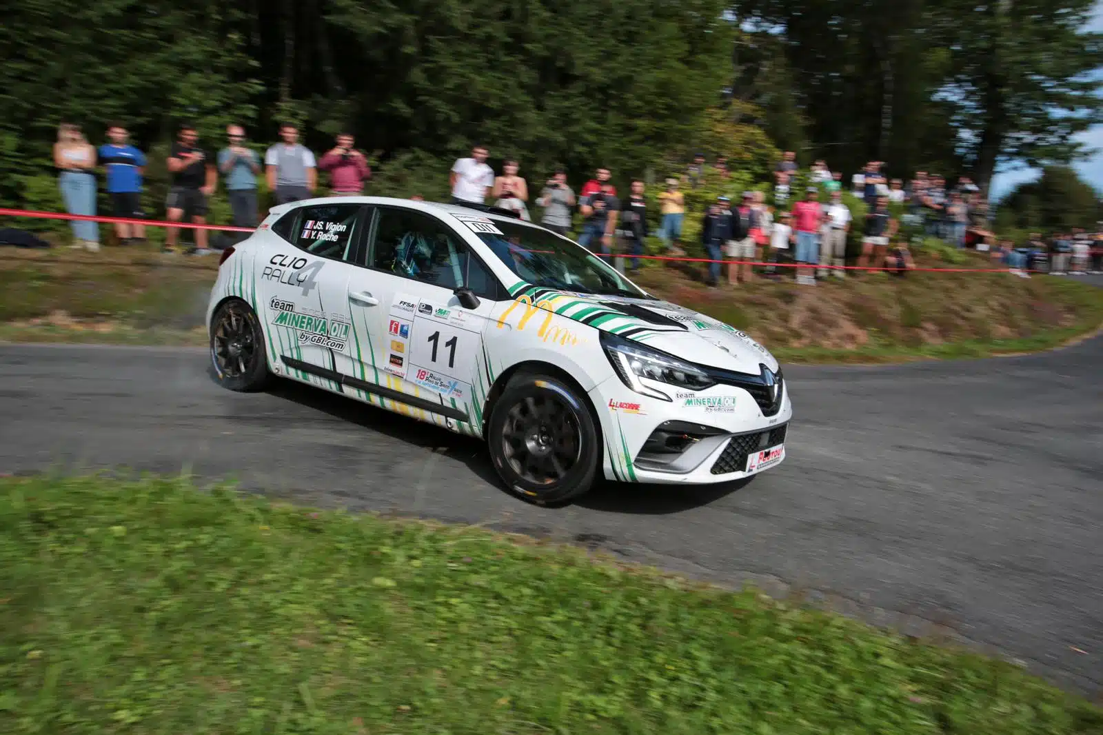 You are currently viewing Jean-Sébastien Vigion, performant avec la Clio 4 !