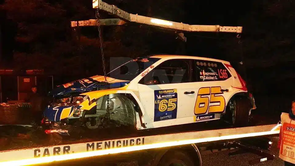 You are currently viewing Loris Capirossi à la faute sur Rally Légend !