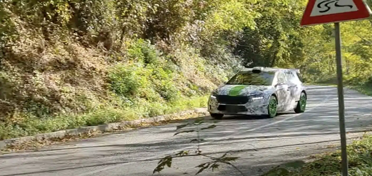 Lire la suite à propos de l’article Kris Meeke développe la nouvelle Fabia…