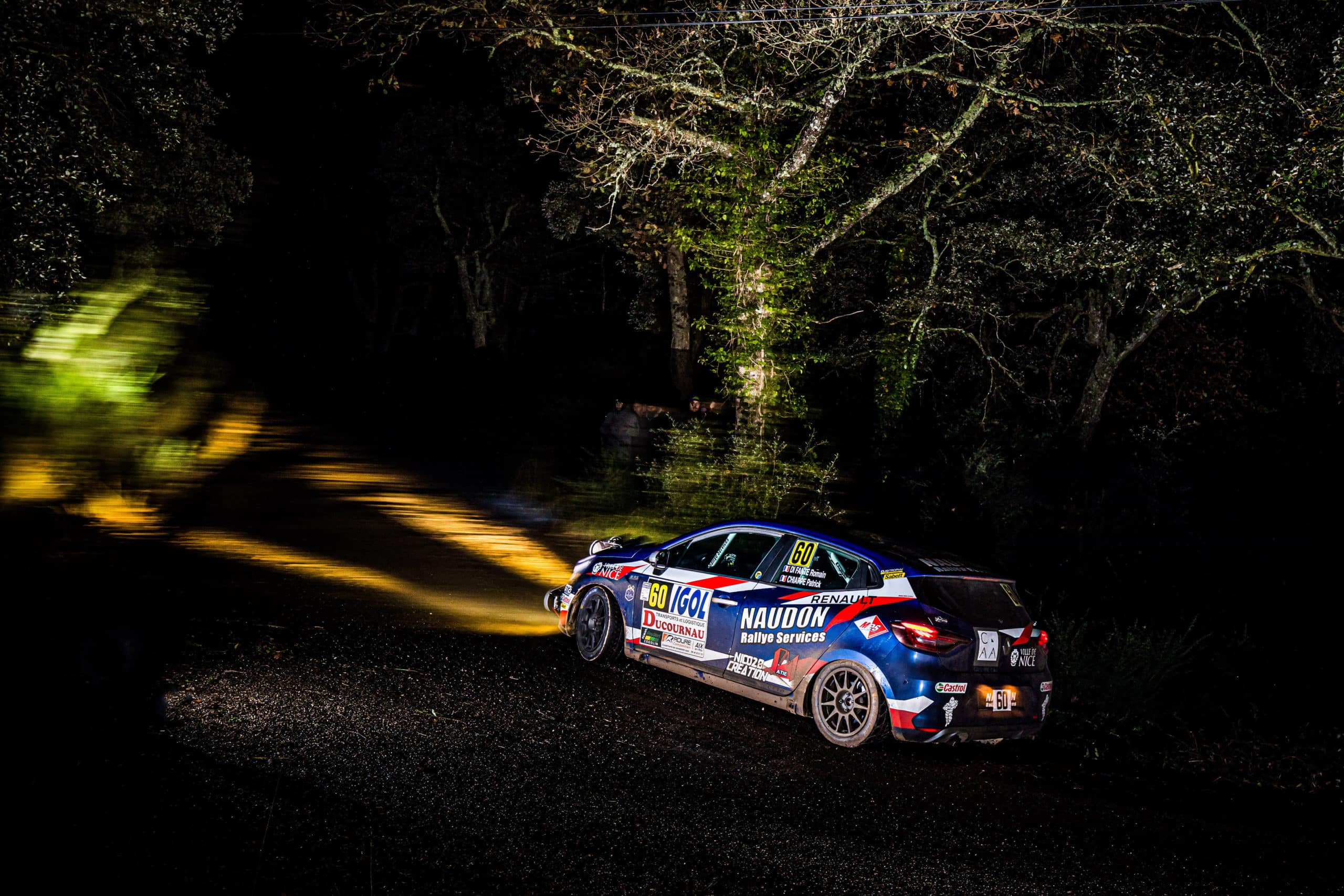 Lire la suite à propos de l’article Un nouveau titre national pour Clio Rally5 avec Romain Di-Fante