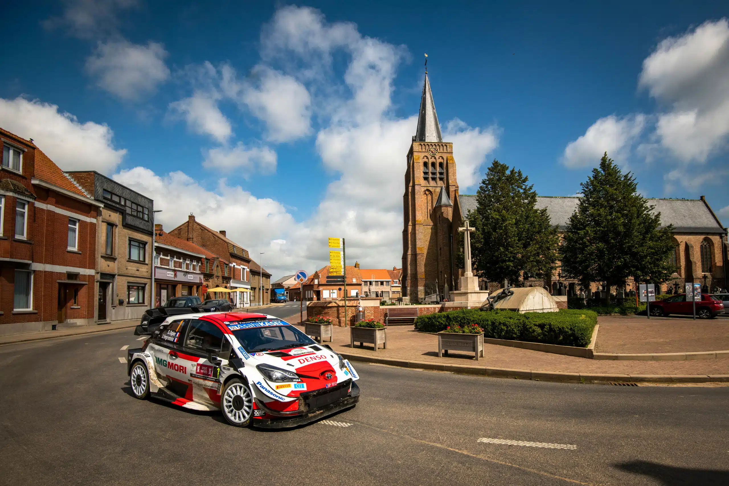Lire la suite à propos de l’article Ypres officiellement au calendrier 2022 du WRC !