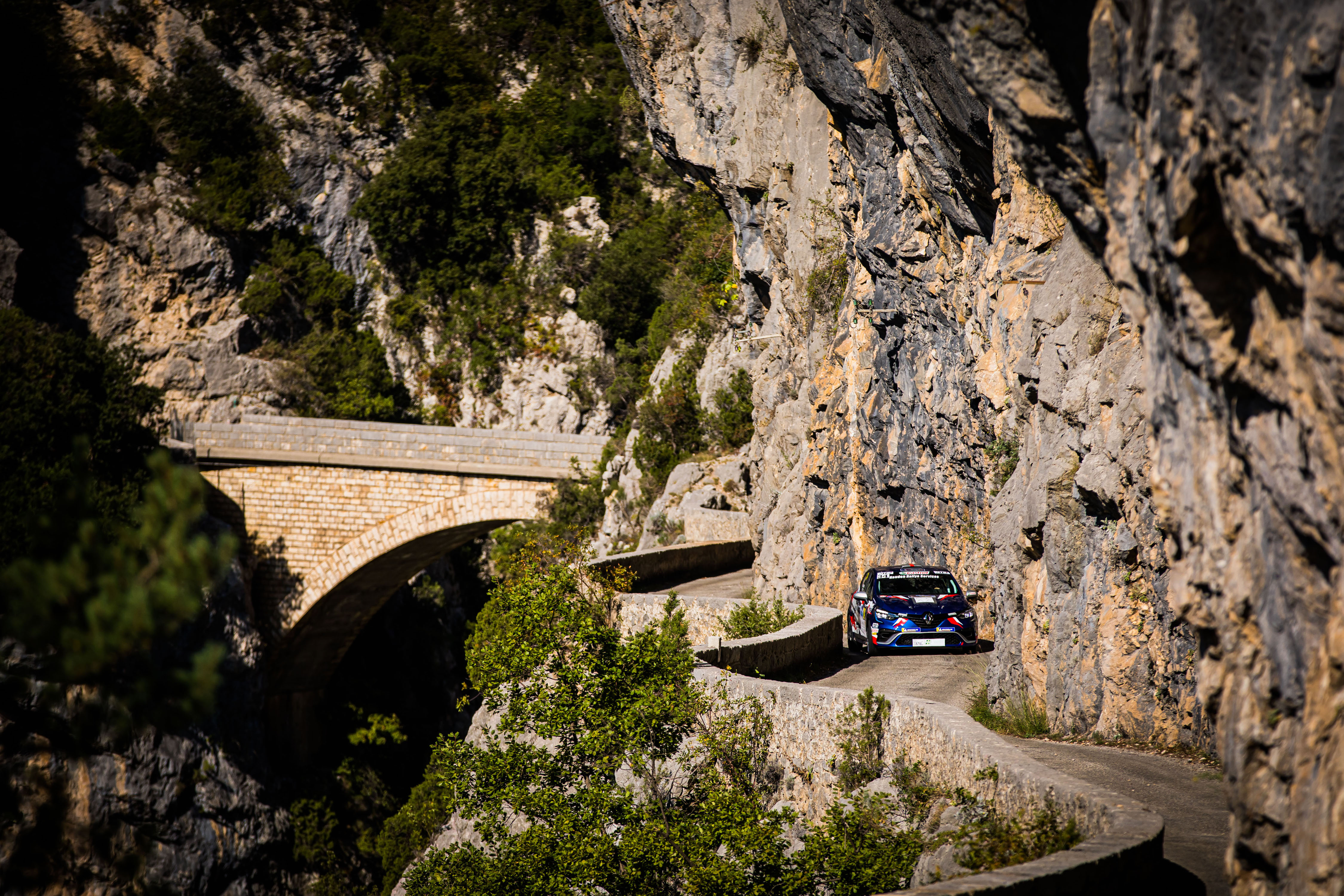 Lire la suite à propos de l’article Le Clio Trophy France Asphalte à la découverte d’Antibes !