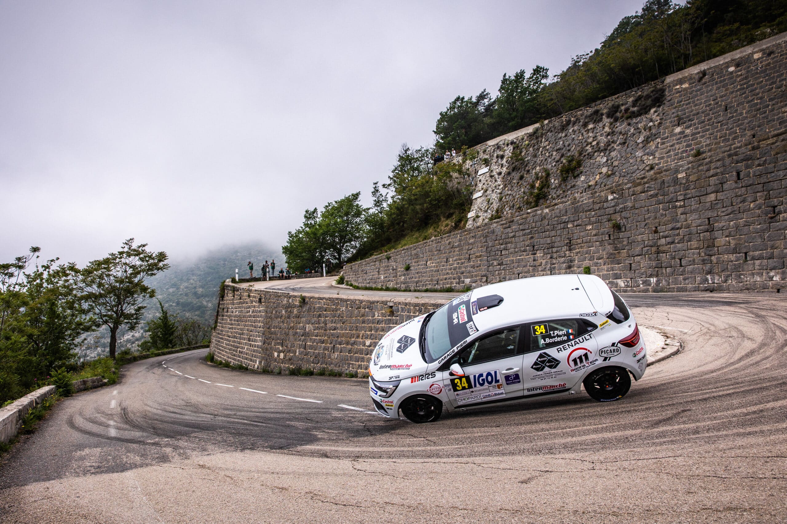 Lire la suite à propos de l’article Le Débriefing – Rallye d&rsquo;Antibes 2022 !