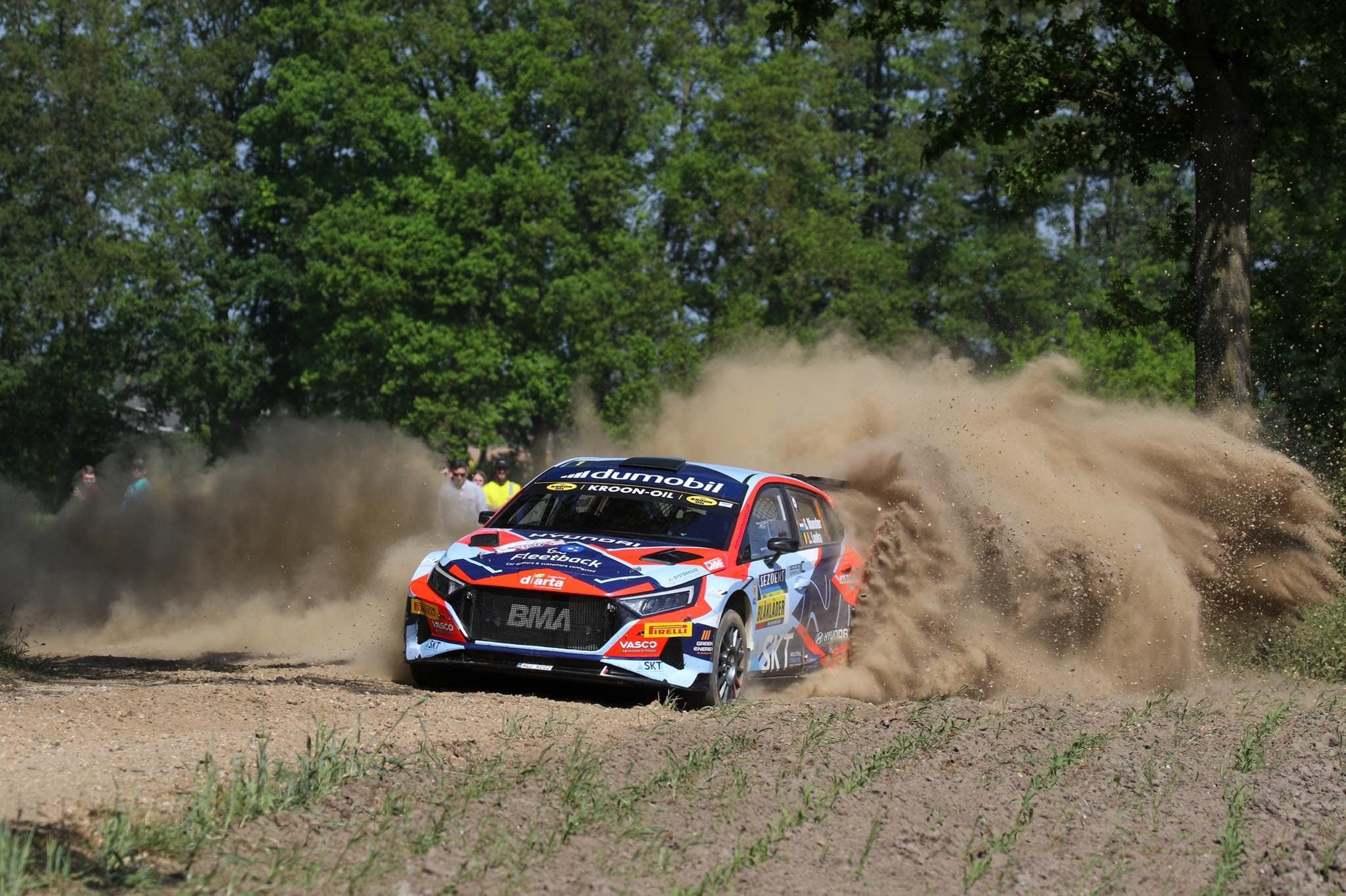 You are currently viewing Kris Princen remporte pour la quatrième fois le Sezoensrally, Munster fait la bonne opération !
