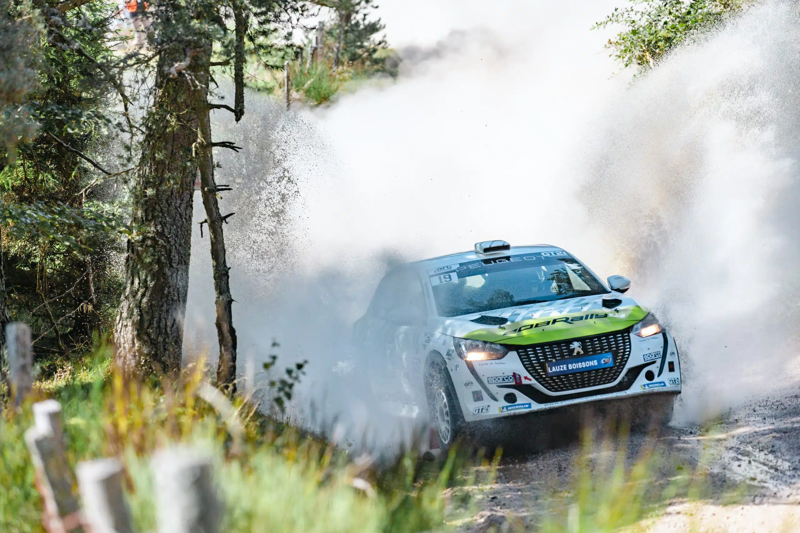 You are currently viewing Gany emmène sa 208 Rally4 à la victoire !