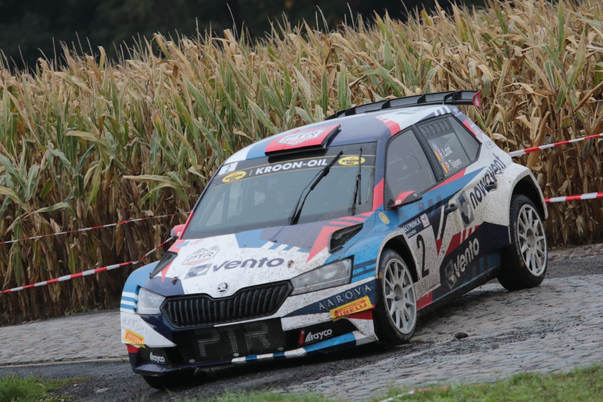 Lire la suite à propos de l’article Freddy Loix survole le Aarova Rally