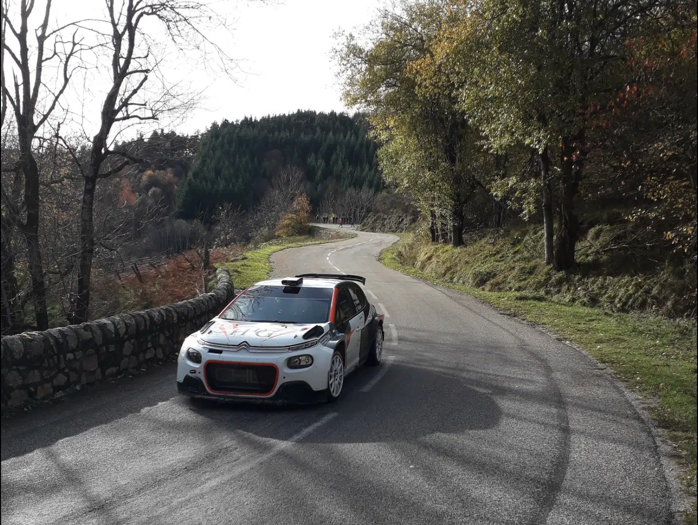 Lire la suite à propos de l’article Cédric Robert : « Il faudra être dans le bon wagon, mais je sais que j‘aurai un temps d’adaptation face à des adversaires qui sont redoutables et qui ont l’habitude de ce genre de voiture. »