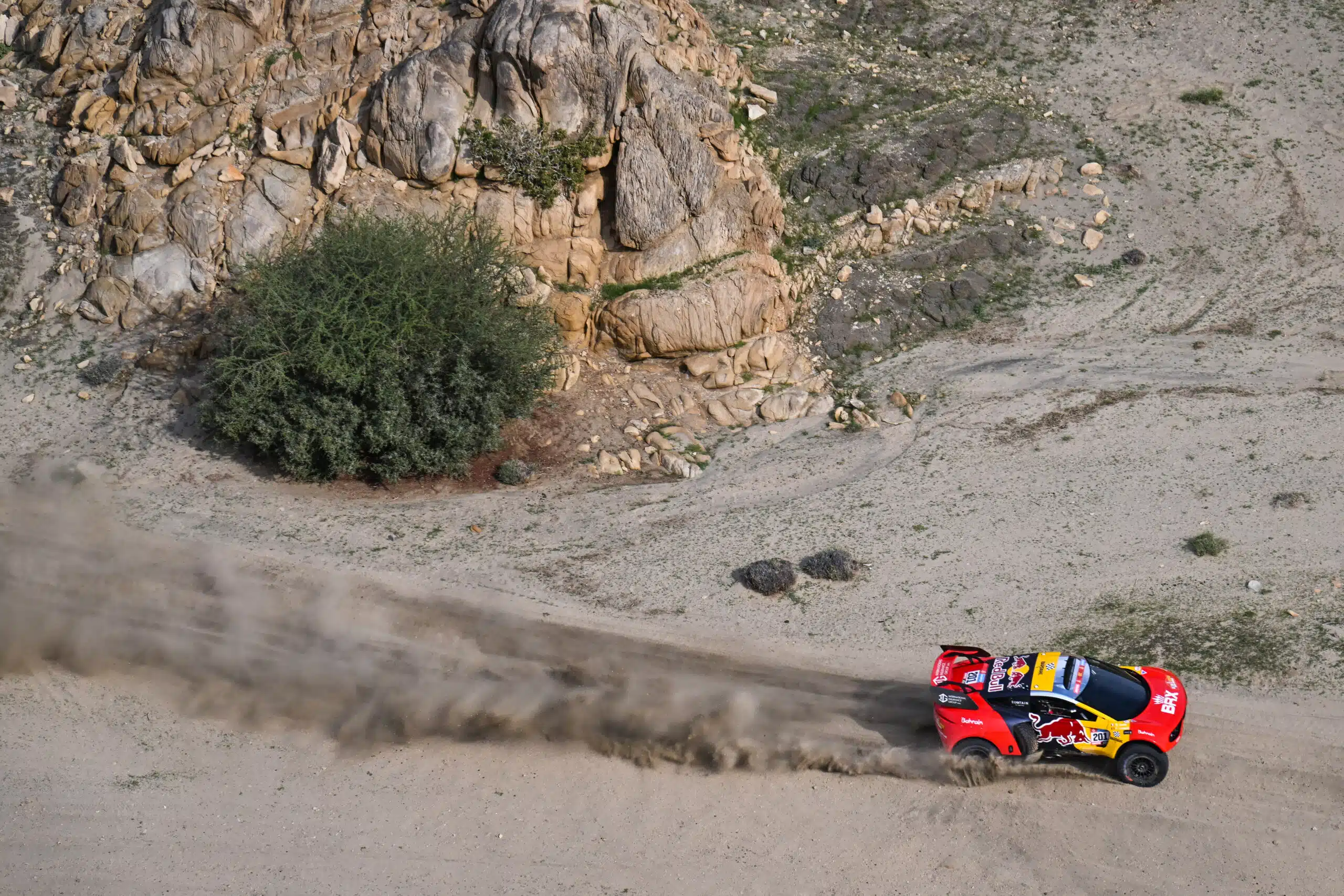 Lire la suite à propos de l’article Dakar 2023 : Etape 2 : Al – Attiyah s’impose de justesse !