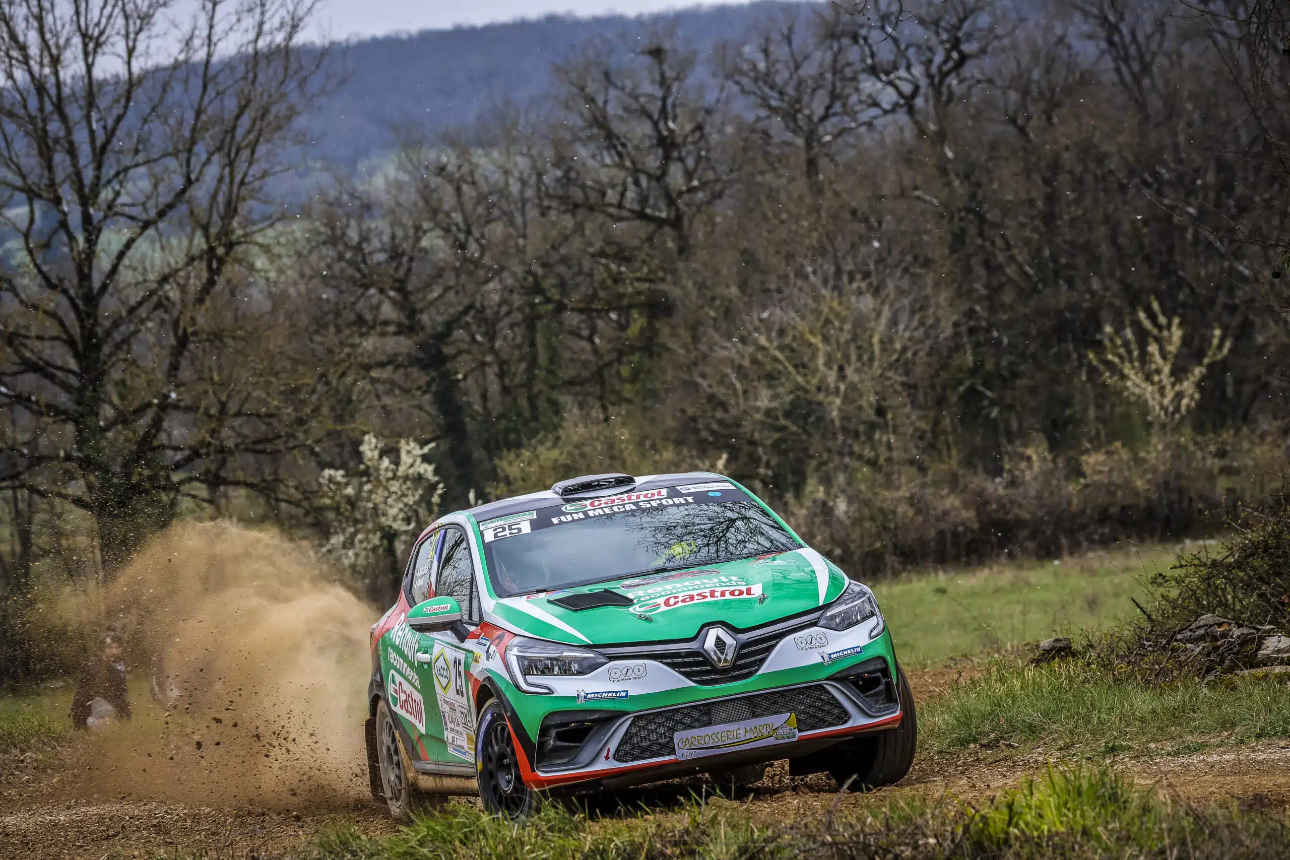 Lire la suite à propos de l’article Bataille royale dans les Causses