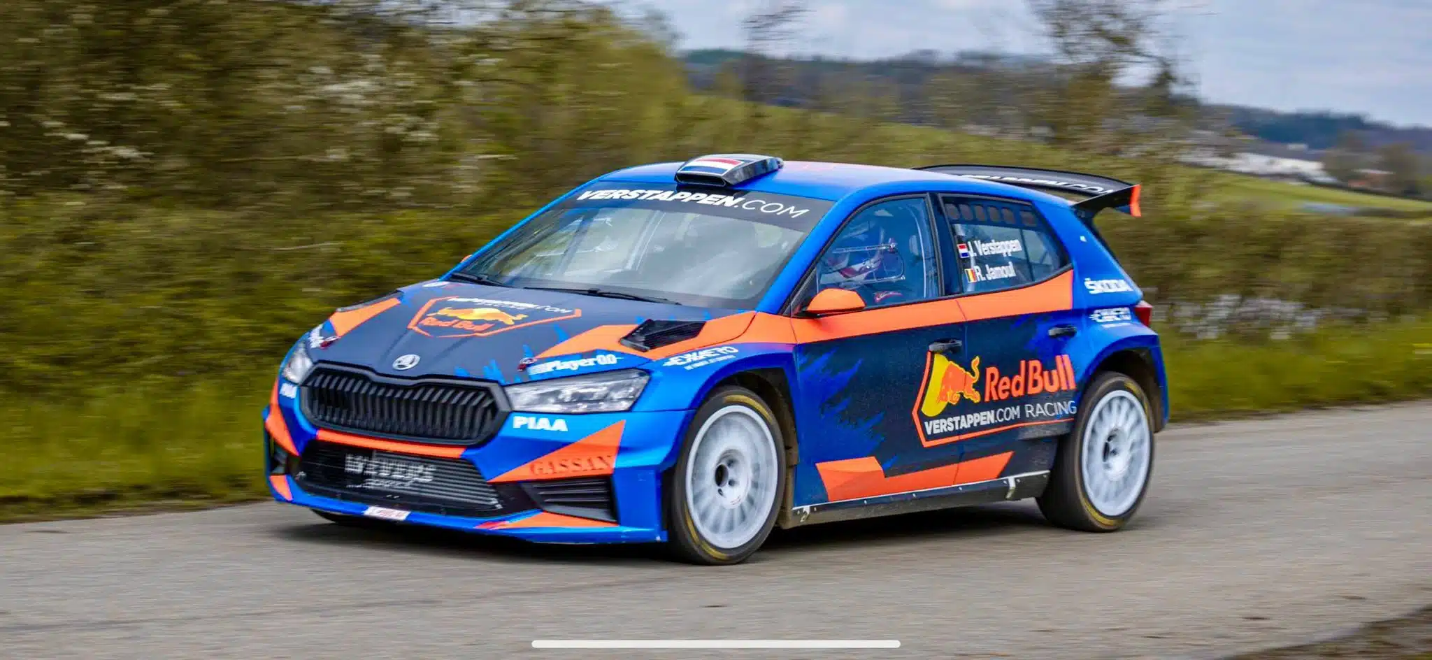 You are currently viewing Jos Verstappen entame sa saison au Station Le Seau Monteberg Rally