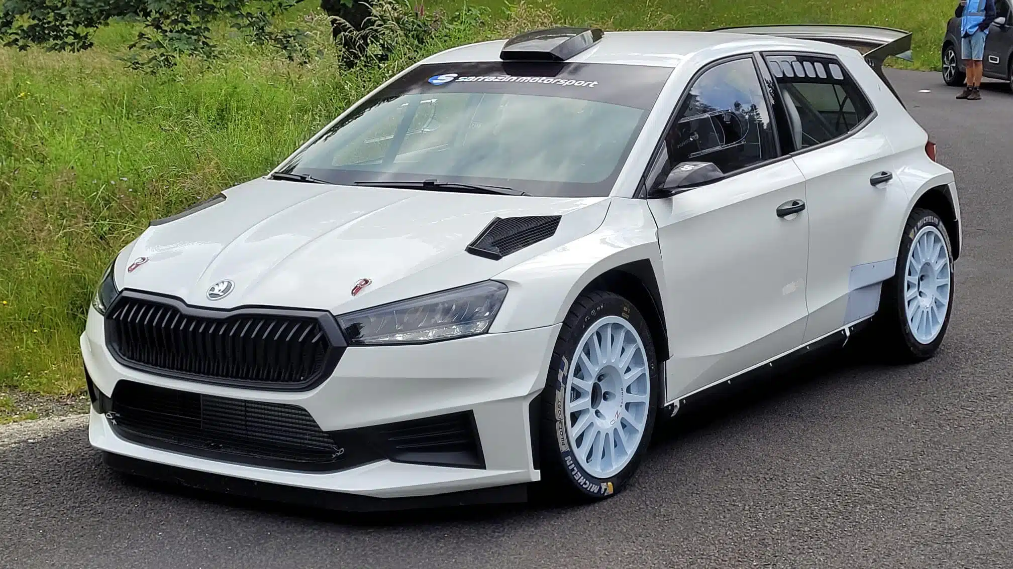 Lire la suite à propos de l’article La nouvelle Skoda arrive chez Sarrazin Motorsport et ce sera…