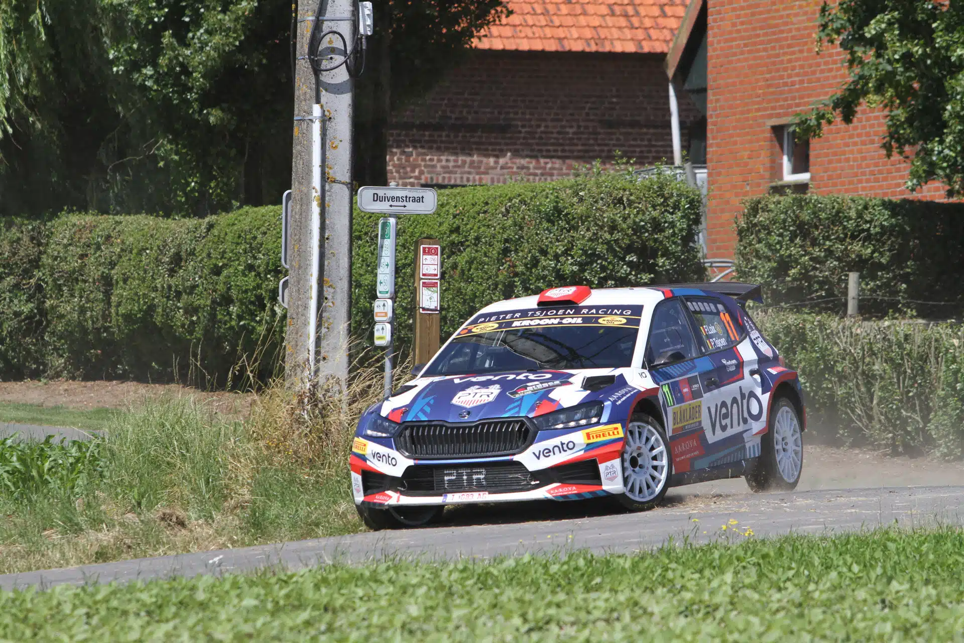 Lire la suite à propos de l’article Aarova Oudenaarde Rally : Freddy Loix, peut-il battre la jeune génération ?