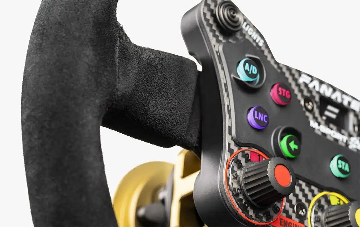 Lire la suite à propos de l’article Fanatec, Sparco et M-Sport s&rsquo;associent pour sortir le volant de la Puma Rally 1 !