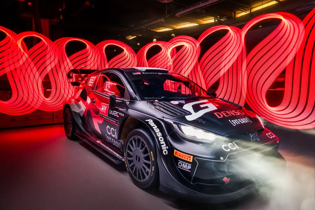 You are currently viewing Toyota dévoile la livrée de sa Yaris Rally 1 et c&rsquo;est… Magnifique
