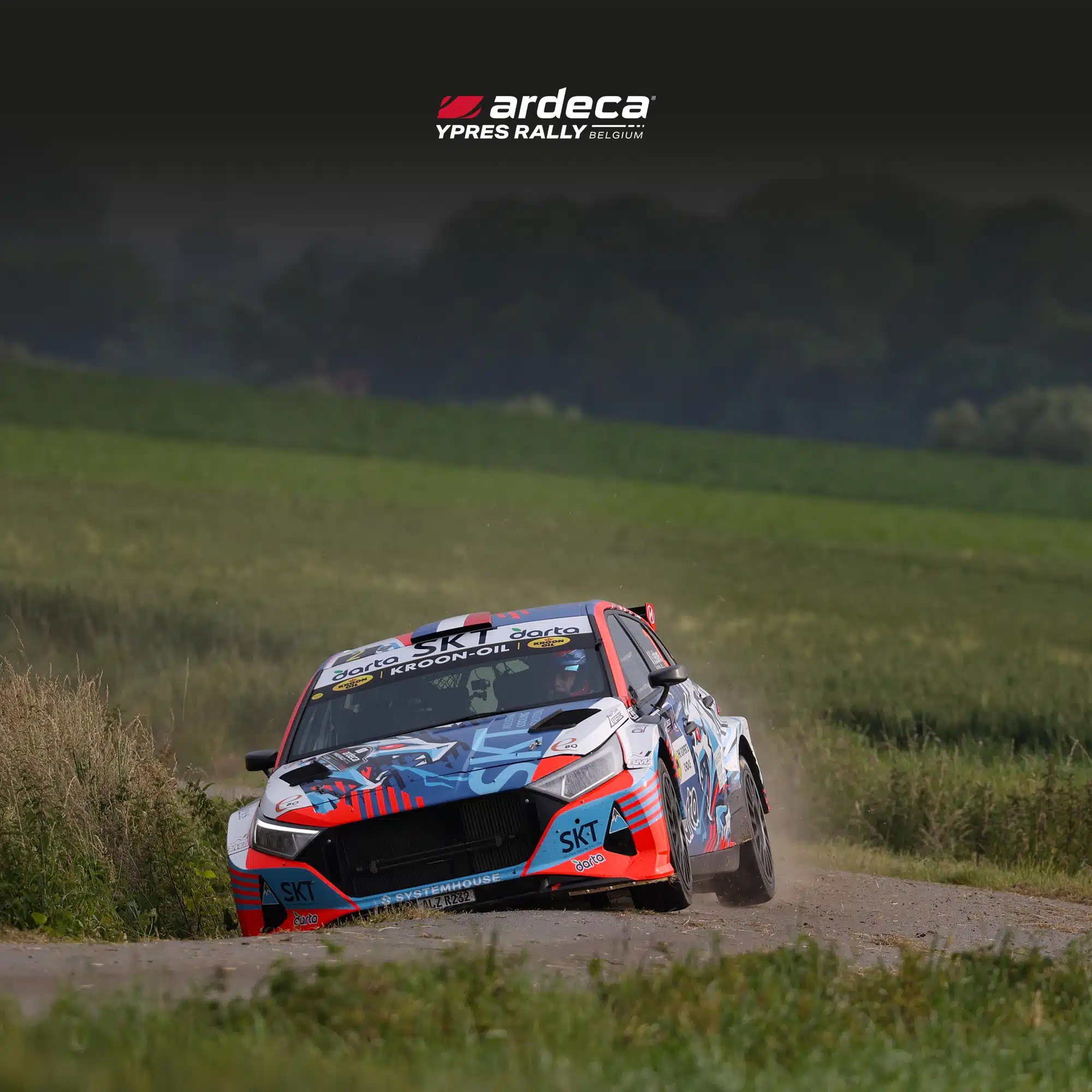 Lire la suite à propos de l’article Ardeca Ypres Rally : Stéphane Lefebvre démarre très fort