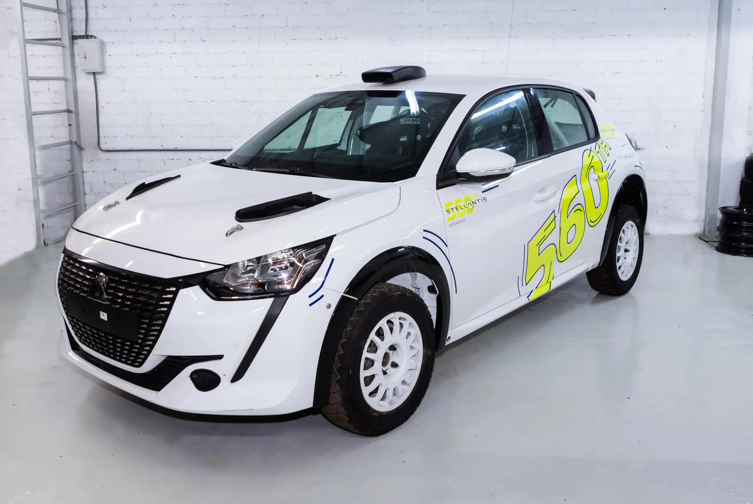 Lire la suite à propos de l’article Stellantis Motorsport livre sa 560 ème Rally4