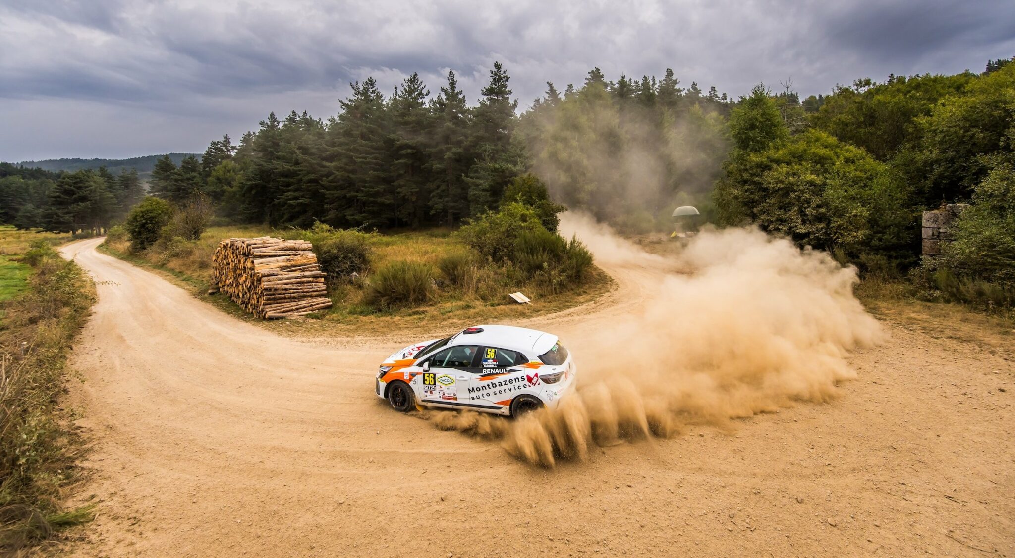 Lire la suite à propos de l’article Rentrée en Lozère pour le Clio Trophy France Terre