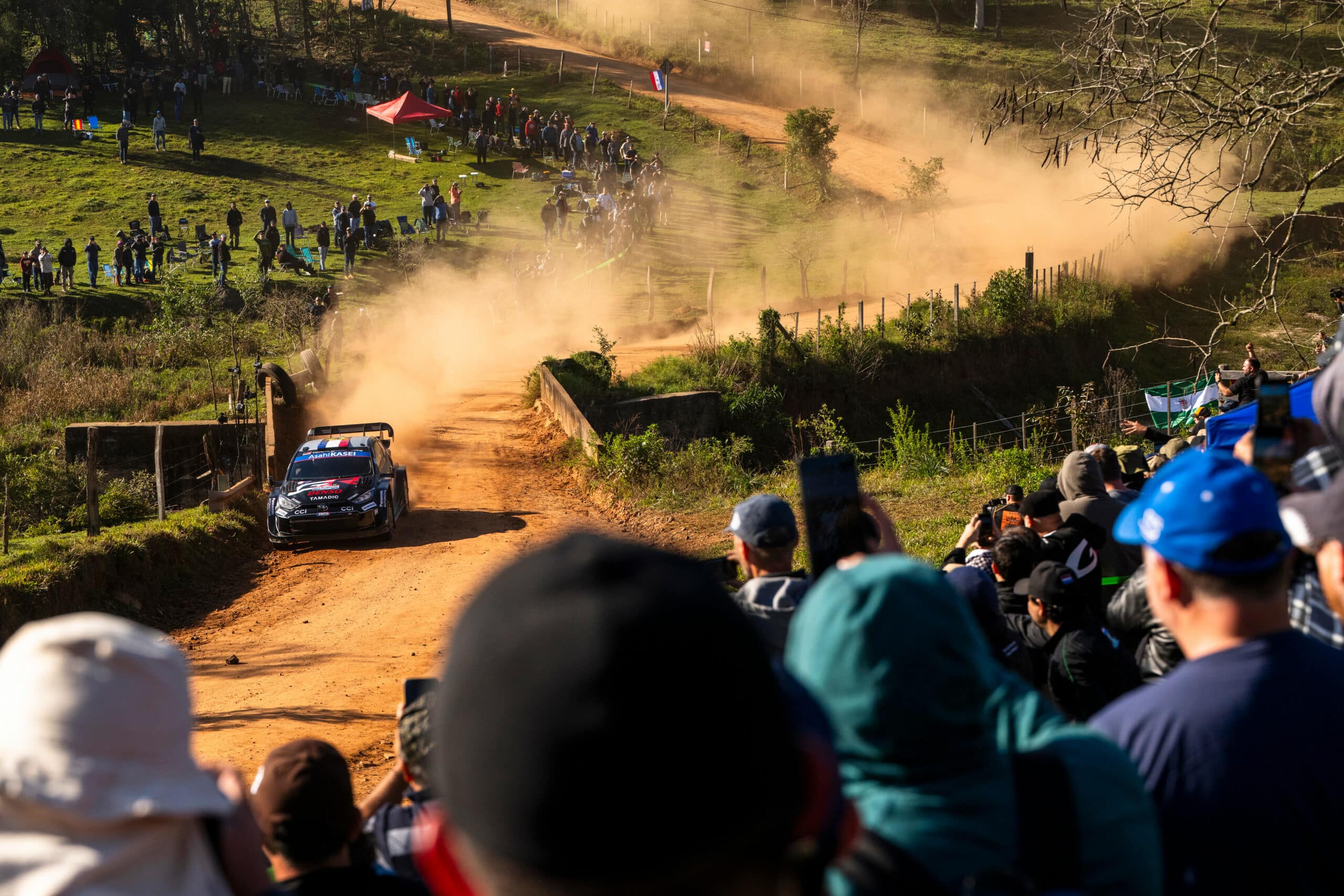 Lire la suite à propos de l’article Sébastien Ogier : « C&rsquo;était génial de gagner au Paraguay et nous essaierons de continuer de la même manière au Chili. »