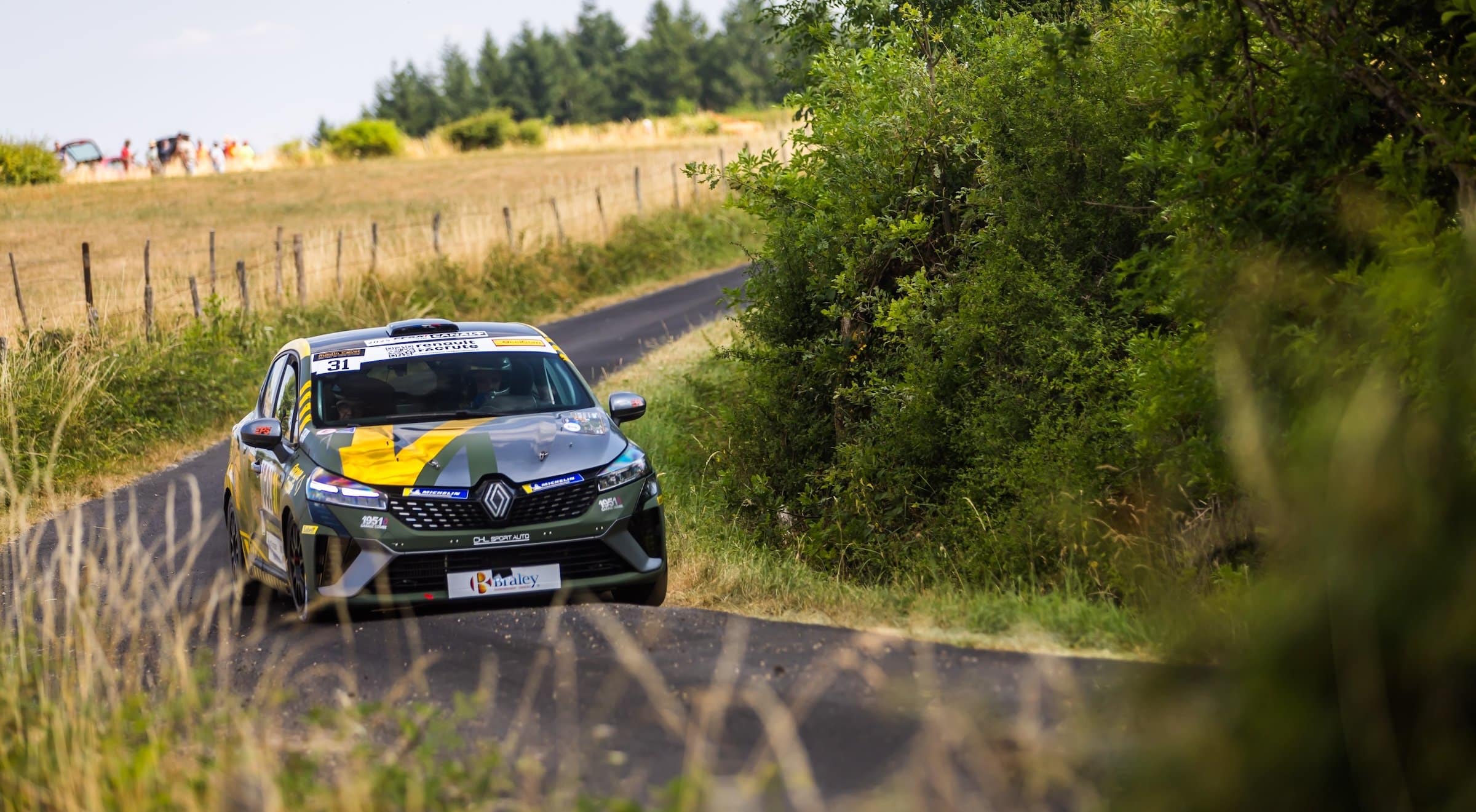 Lire la suite à propos de l’article Clio Trophy France Asphalte : Cœur de France, cœur de batailles