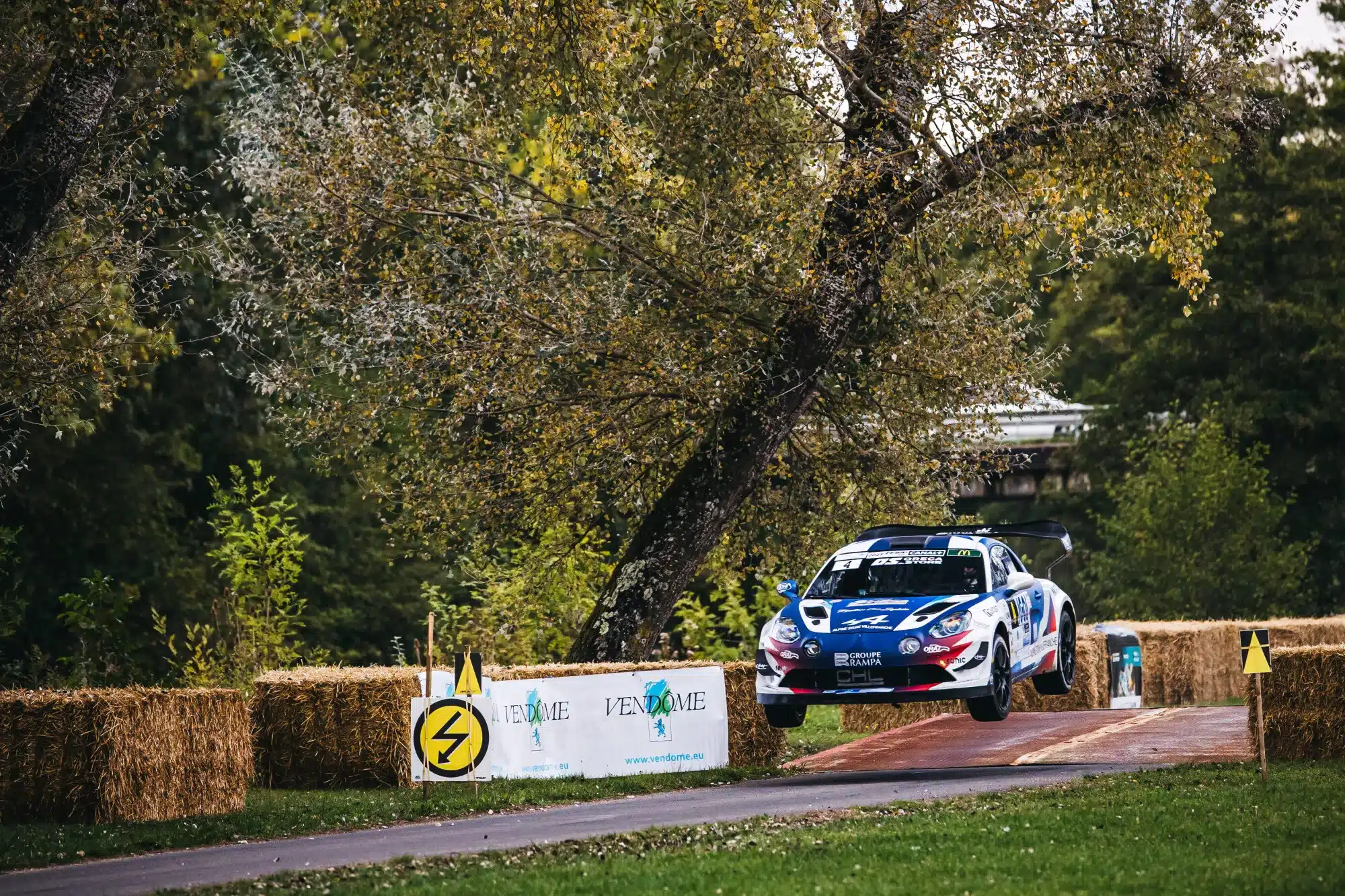Lire la suite à propos de l’article Trophée Alpine ELF Rallye : Deux titres et une première historique au Cœur de France