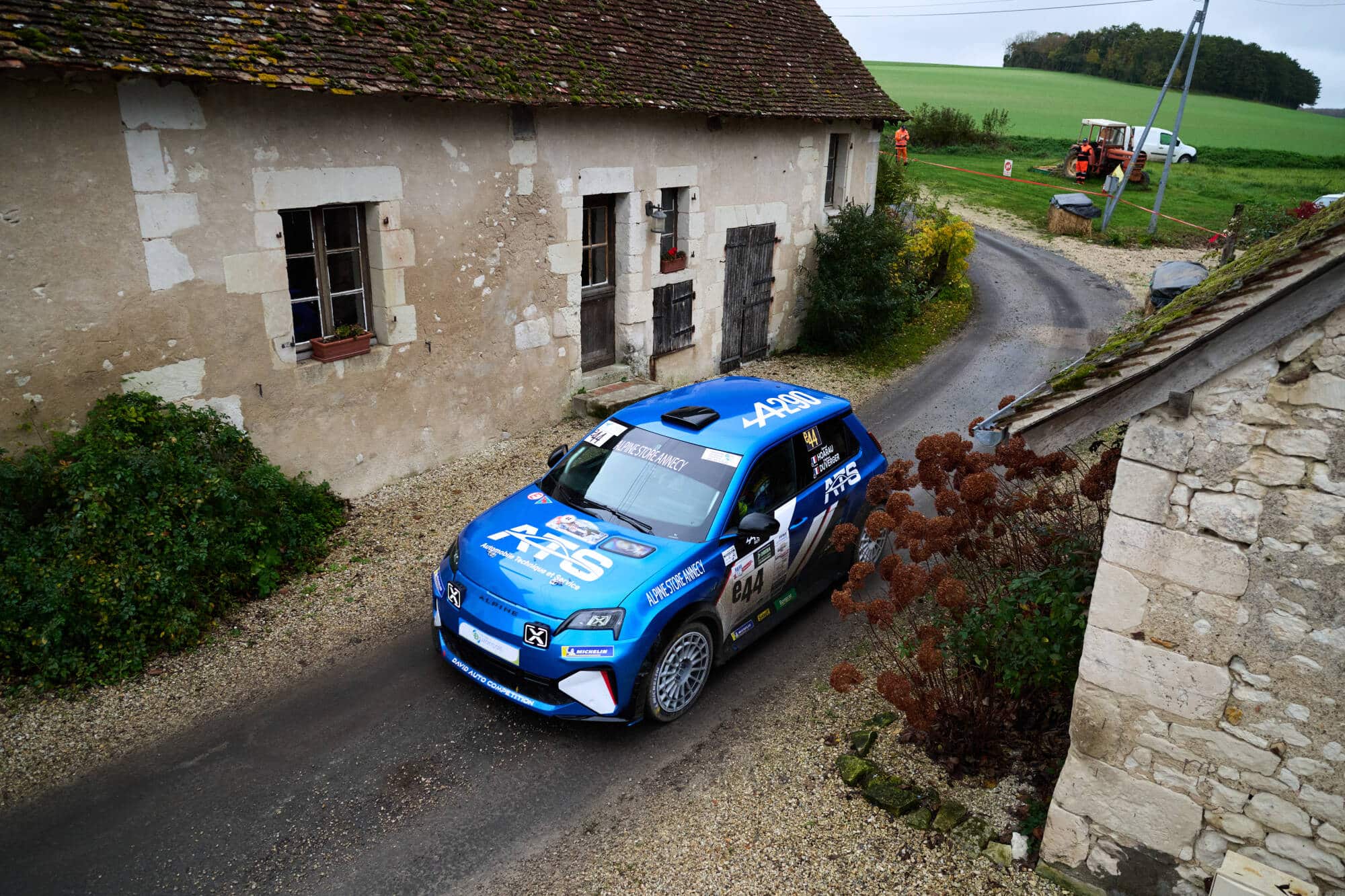 Lire la suite à propos de l’article Grandes premières pour l&rsquo;Alpine A290 Rallye : un baptême du feu réussi