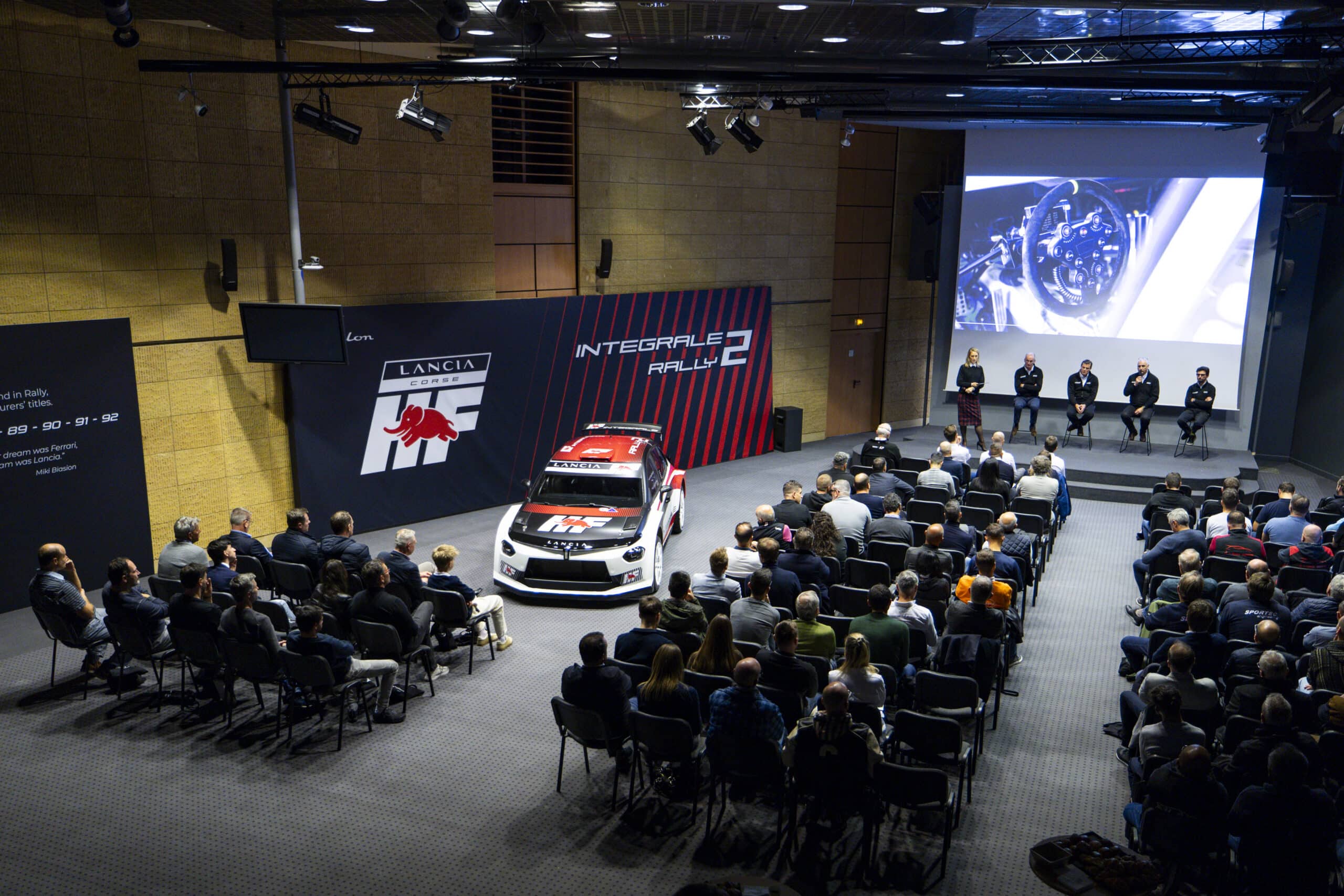 Lire la suite à propos de l’article Lancia Ypsilon Rally2 HF Integrale : 30 commandes dès son lancement officiel