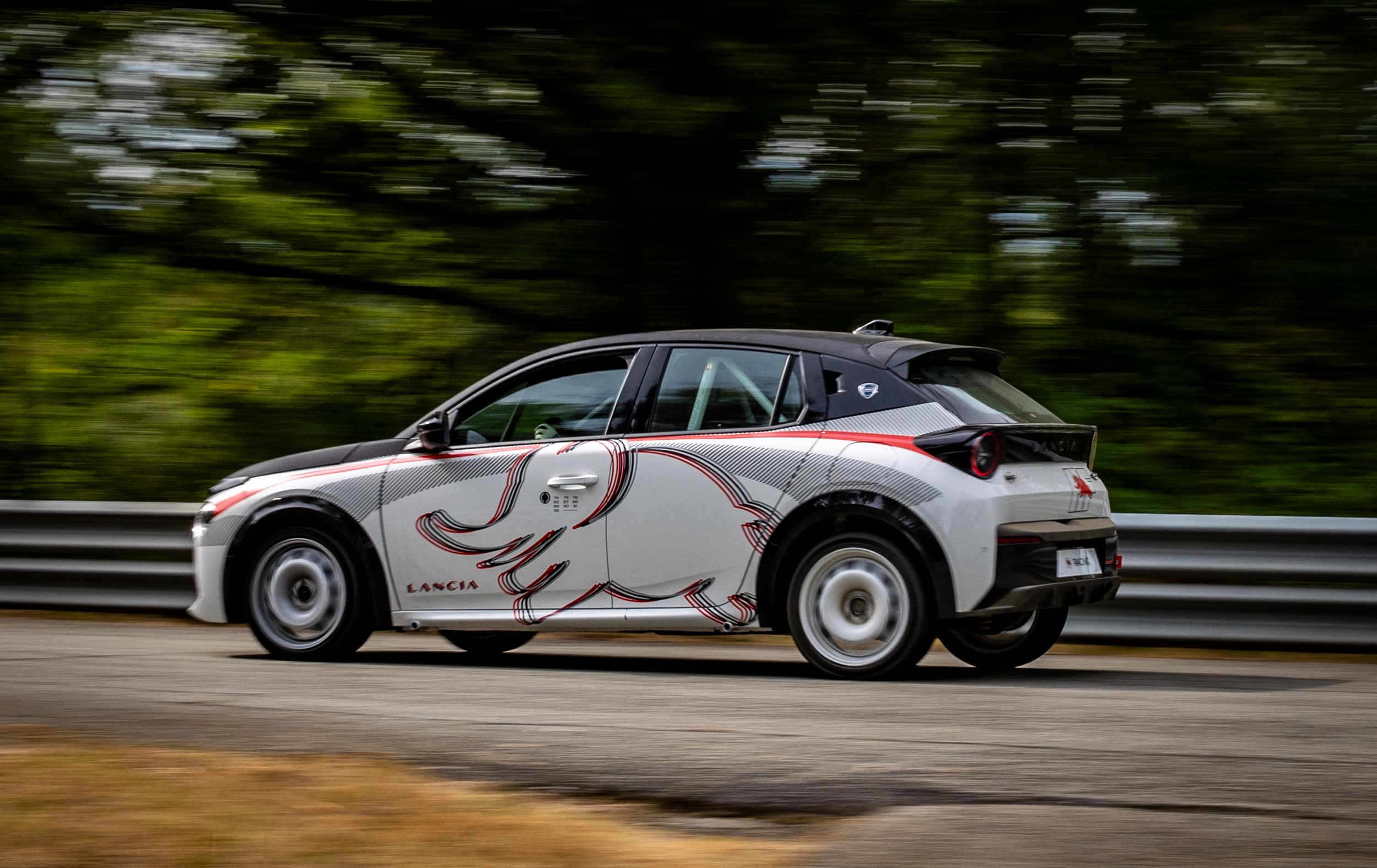 Lire la suite à propos de l’article Bruno Saby au départ du Rallye du Var en Lancia Ypsilon HF Racing !