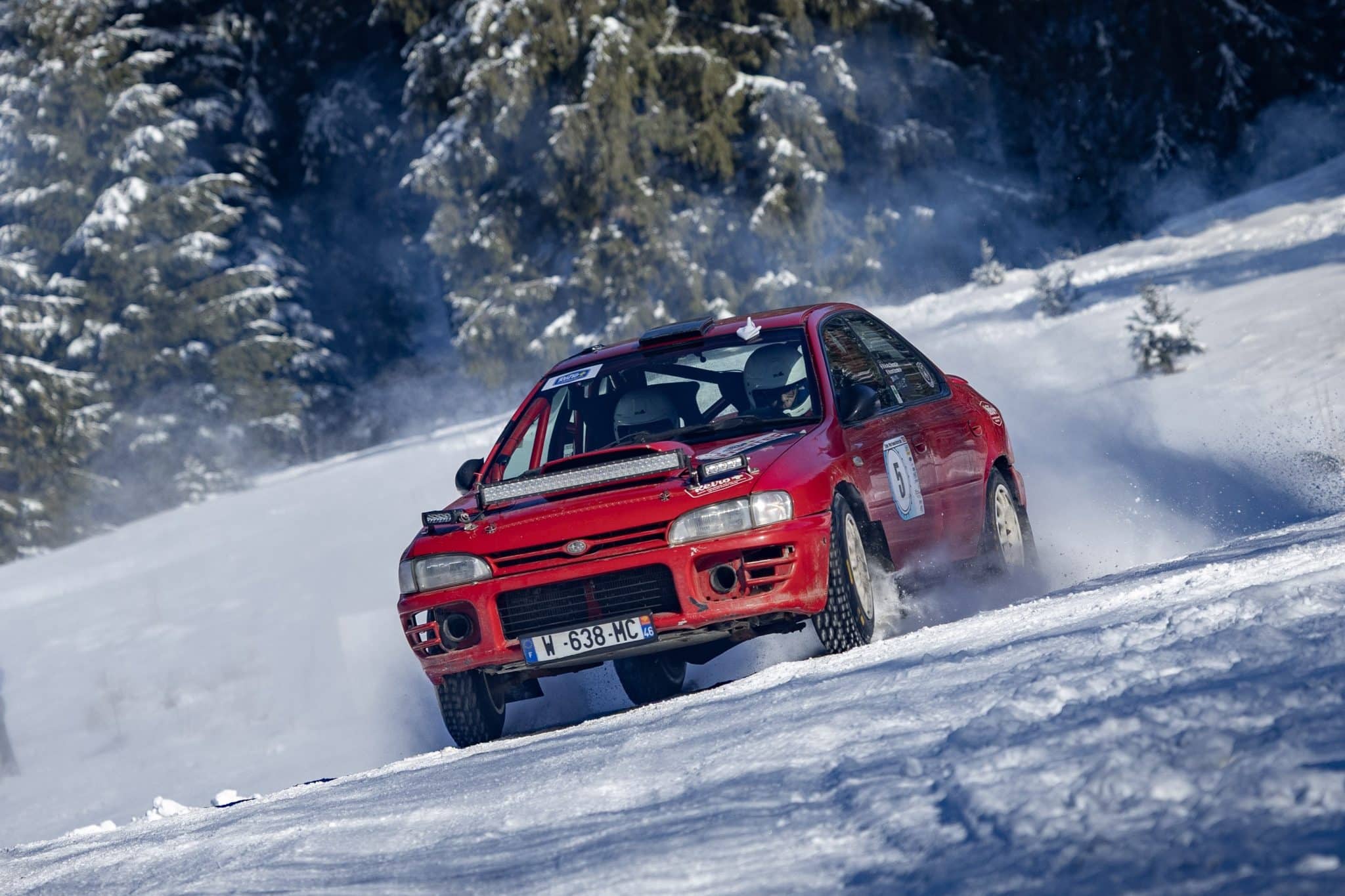 Lire la suite à propos de l’article Winter Romania Historic Rally 2026 : Victoire de Nicolas Thérond et Jean-Marc Laviale