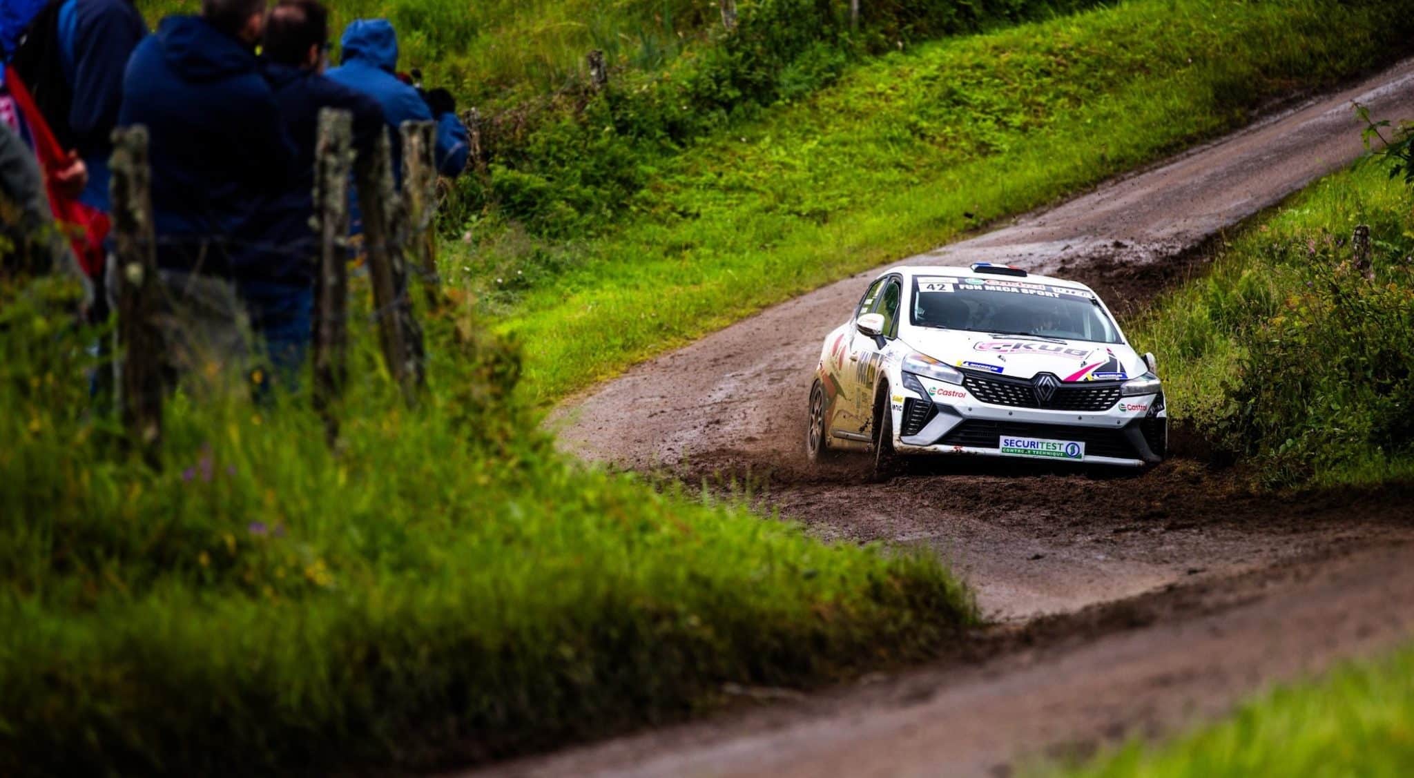 You are currently viewing Clio Trophy France Asphalte au Rallye Vosges Grand Est 2026 : 33 équipages pour la deuxième manche