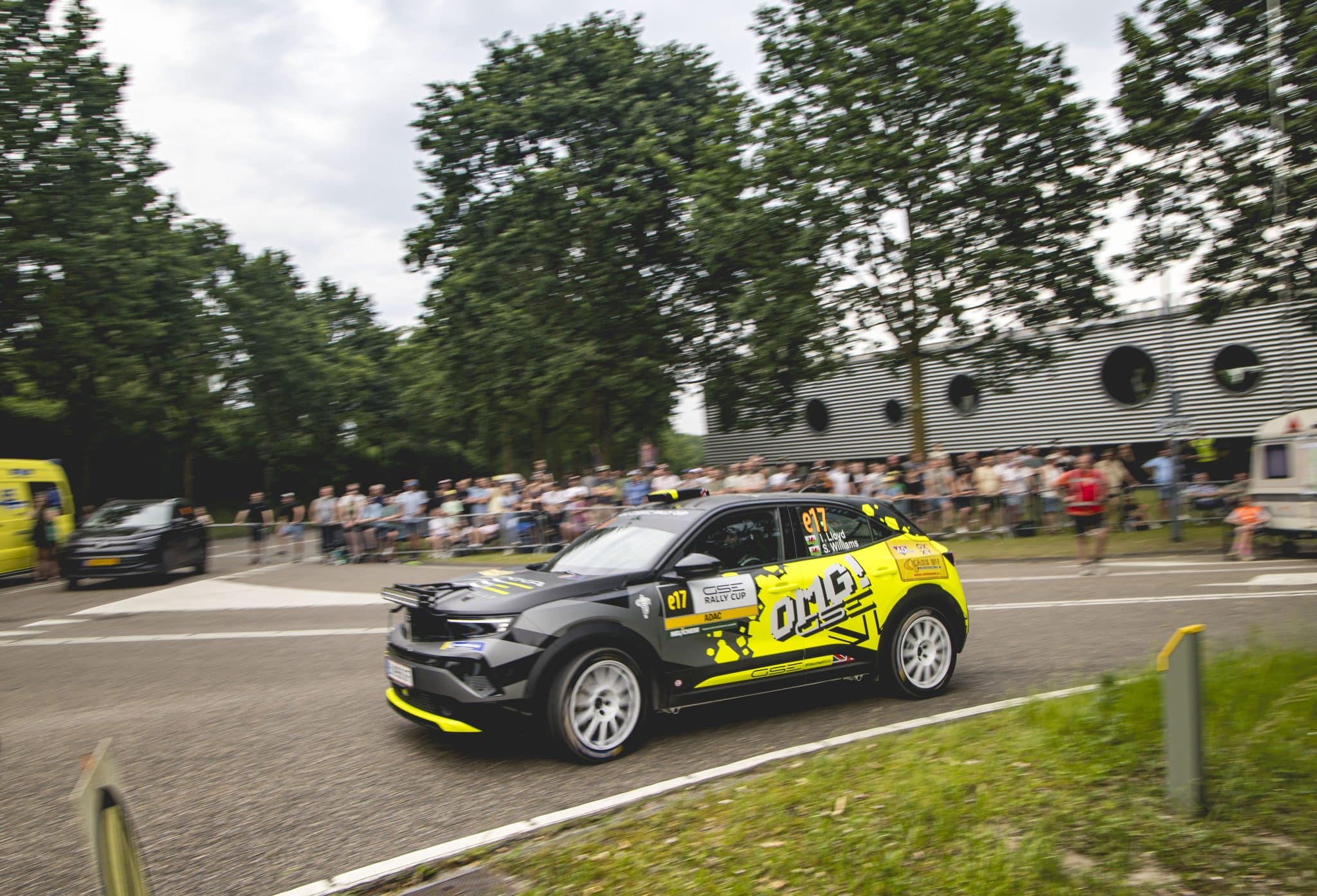 You are currently viewing Timo Schulz s’impose face à la concurrence internationale lors de l’ouverture de la saison 2026 de l’ADAC Opel GSE Rally Cup