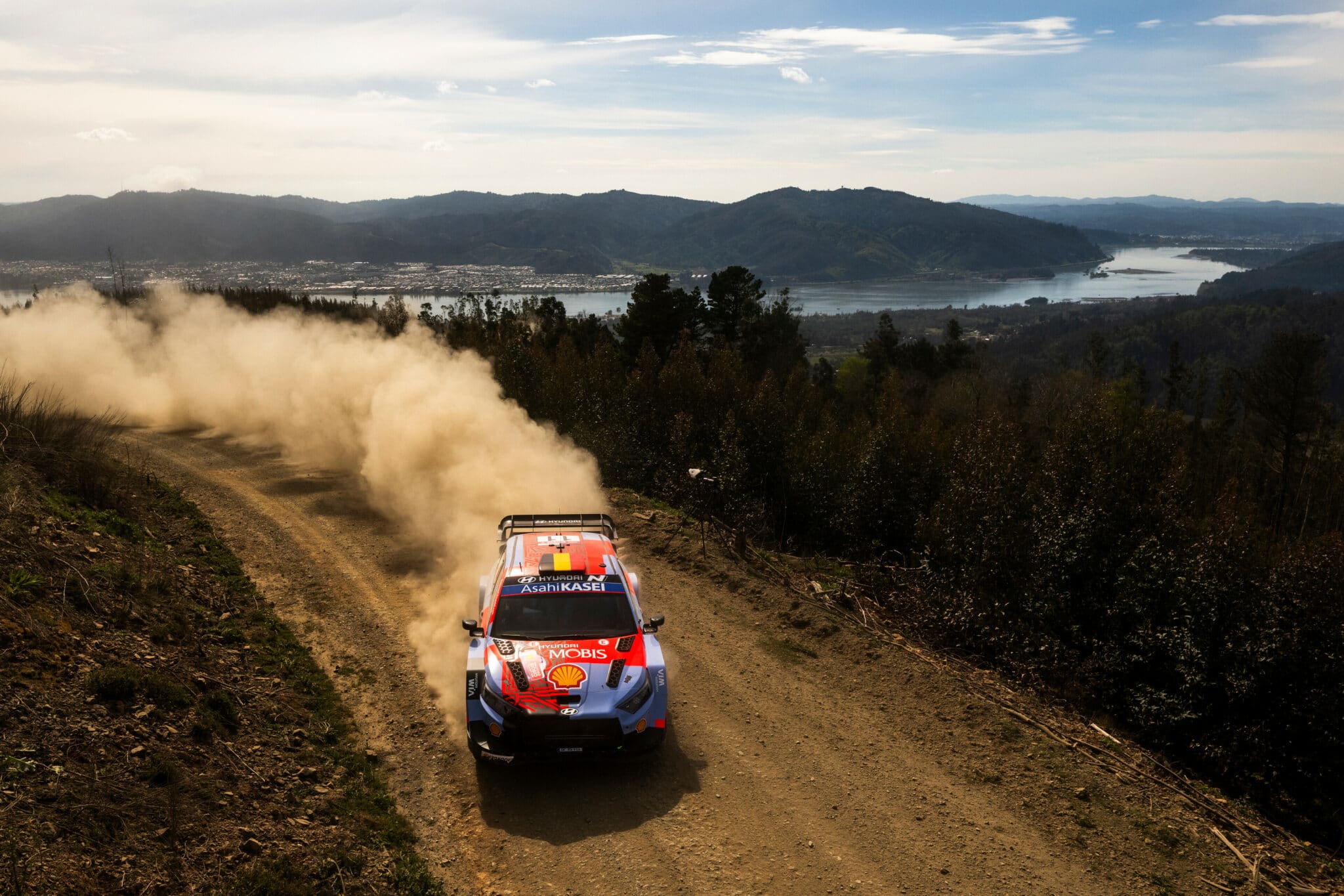 Lire la suite à propos de l’article Rallye du Chili 2026 : Evans ouvre la route, la liste de départ du vendredi